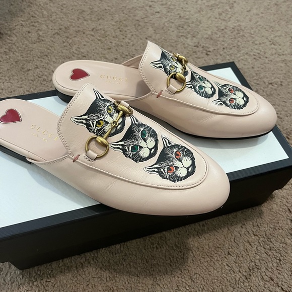 Gucci Loafers/ Slides size 37 Worn once with Box! - Picture 3 of 4